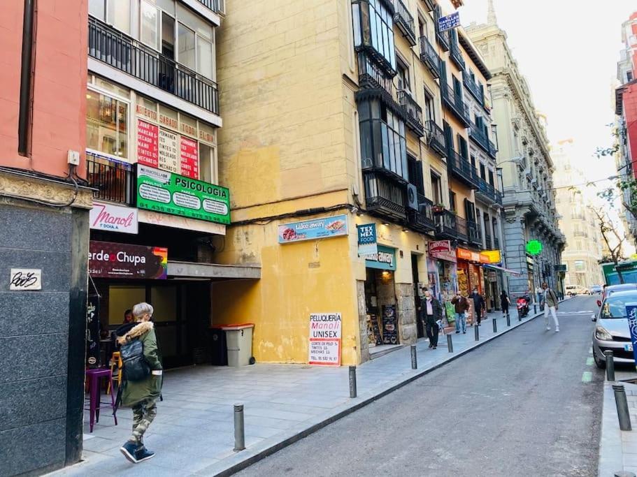 Apartamento En La Calle Hortaleza De Madrid Centro المظهر الخارجي الصورة