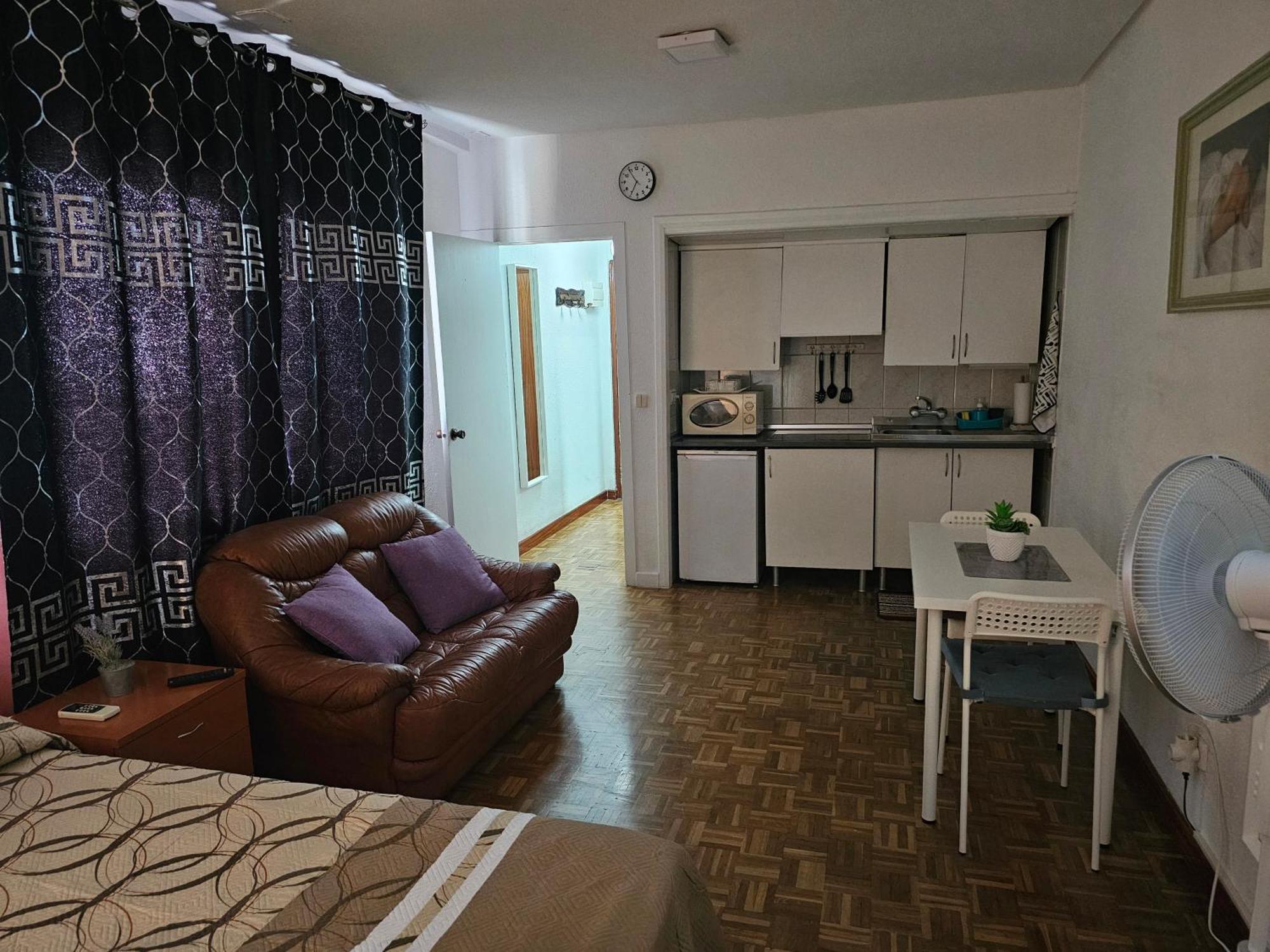 Apartamento En La Calle Hortaleza De Madrid Centro المظهر الخارجي الصورة