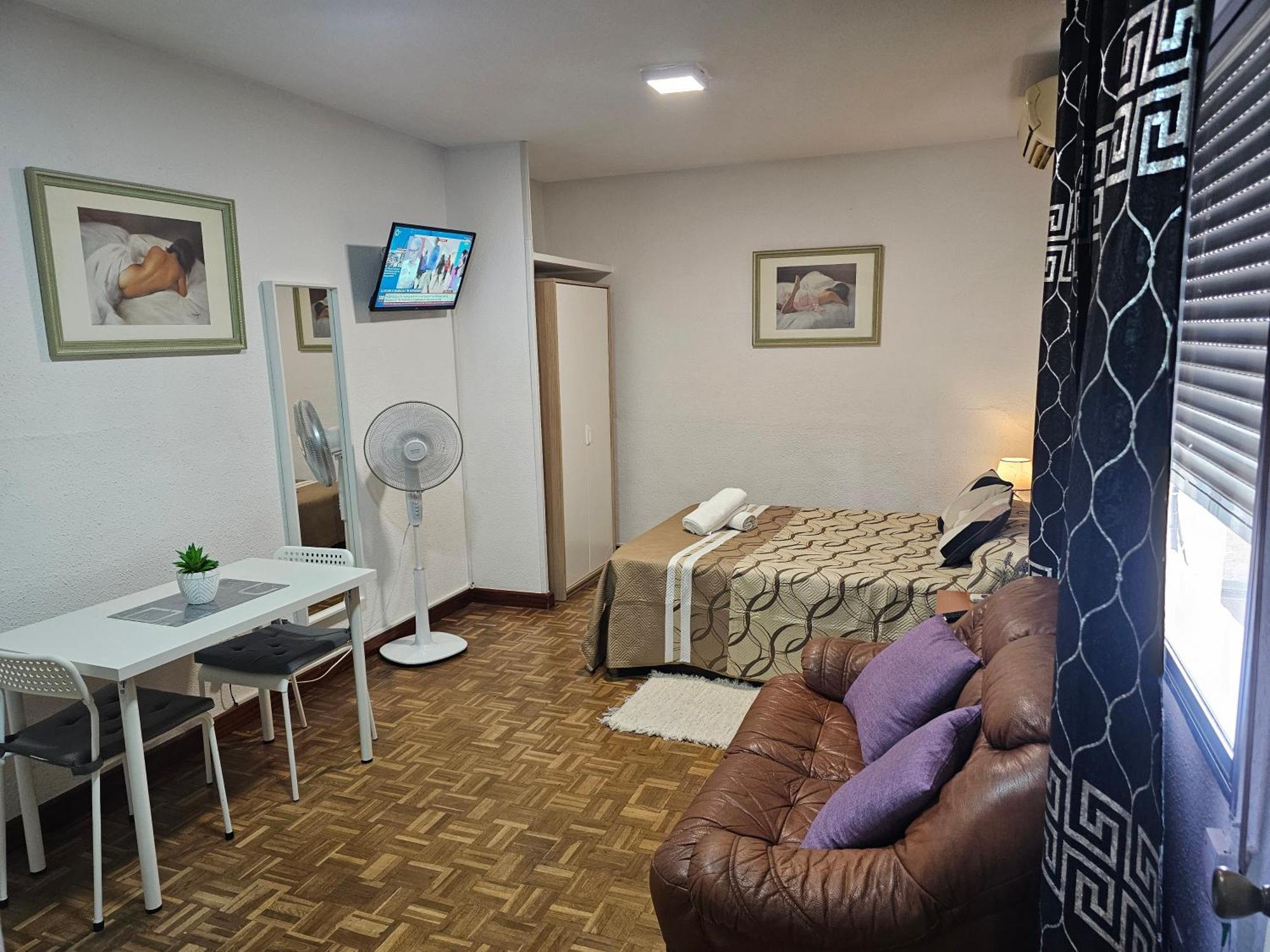 Apartamento En La Calle Hortaleza De Madrid Centro الغرفة الصورة